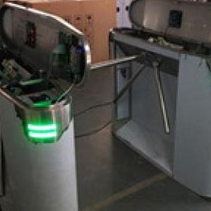 低壓伺服驅動器優(yōu)異的控製性能為通道閘機提“速”
